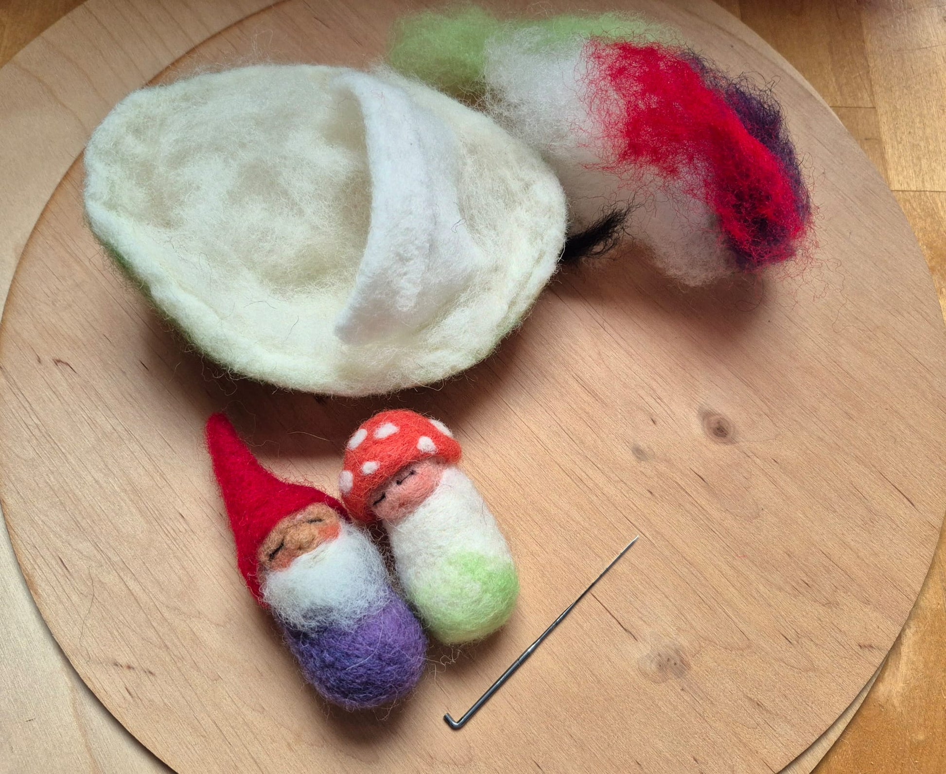 Eentje van Margo Workshop Naaldvilten: Kabouter & Paddenstoelkindje - 9 november