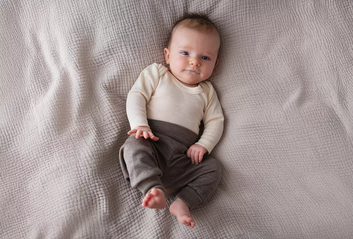 Natuurlijke babyproducten van wol en katoen