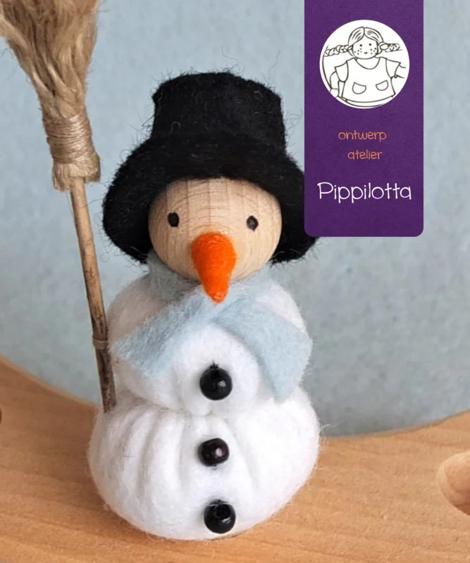 Atelier Pippilotta - Zelfmaakpakketje - Steker - Sneeuwpop