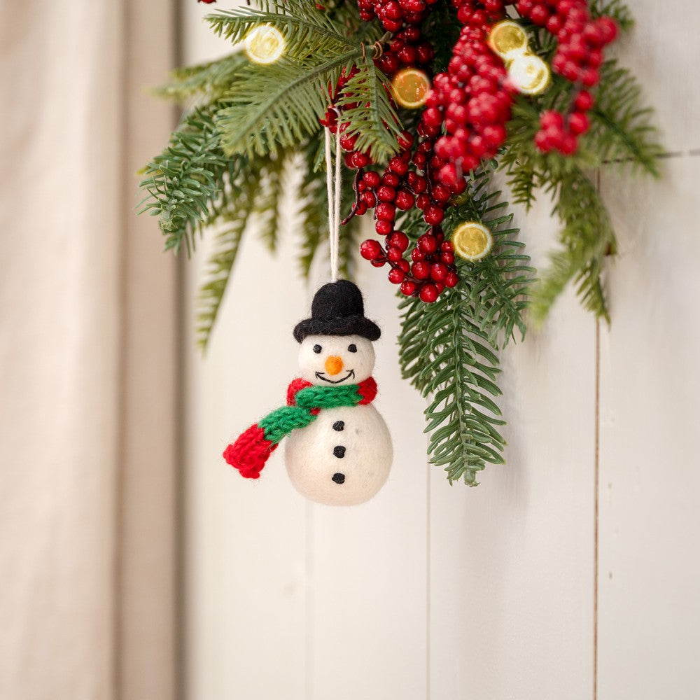 Sjaal met verhaal - Vilten hanger - Sneeuwpop